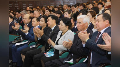 Изрображение 'В РЕГИОНАХ ПРОШЛИ ВСТРЕЧИ КАНДИДАТОВ В ПРЕЗИДЕНТЫ С ИЗБИРАТЕЛЯМИ'