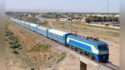 'Elektr o`chganligi sababli “Termiz — Toshkent” yo`lovchi poezdi 4 soat yo`lda qolib ketdi'ning rasmi