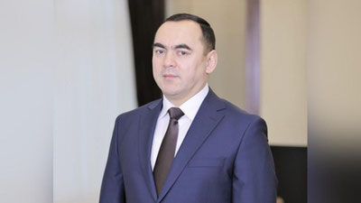 'Toshkulov ham egallab turgan lavozimidan ketib yangi ishga o`tdi'ning rasmi