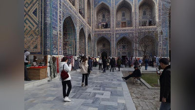 Изрображение 'Комитет по туризму озвучил число туристов, прибывших в Узбекистан в I полугодии'
