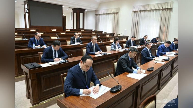 'O`zbekistonda vazirliklarning 5 mingta funksiyasidan faqat 30 foizi raqamlashtirilgani aytildi'ning rasmi