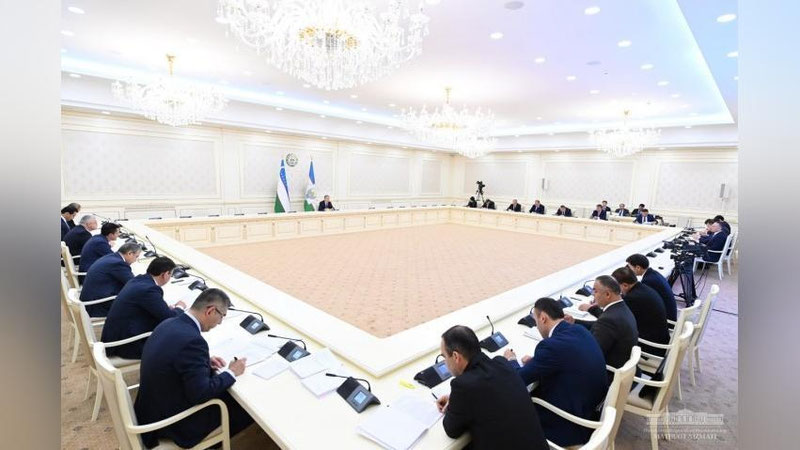 'Qator viloyatlarda "Yangi O`zbekiston" massivlarida birorta uy topshirilmaganligi sabab ayrim mutasaddilarga "hayfsan" e`lon qilindi'ning rasmi