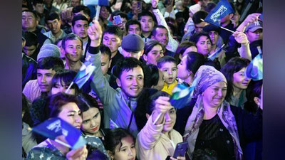 'Navoiyda  yangi Konstitusiyaga bag`ishlangan navbatdagi targ`ibot tadbiri o`tkazildi'ning rasmi