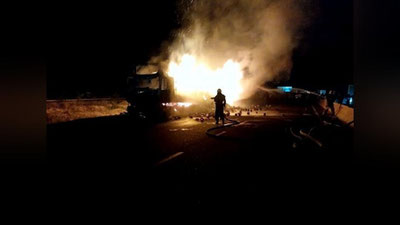 Изрображение 'На перевале "Камчик" сгорел грузовик (видео)'