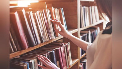 'Мактаб кутубхоначиларининг иш ҳақи педагог ходимлар ойлигига тенглаштирилади'ning rasmi