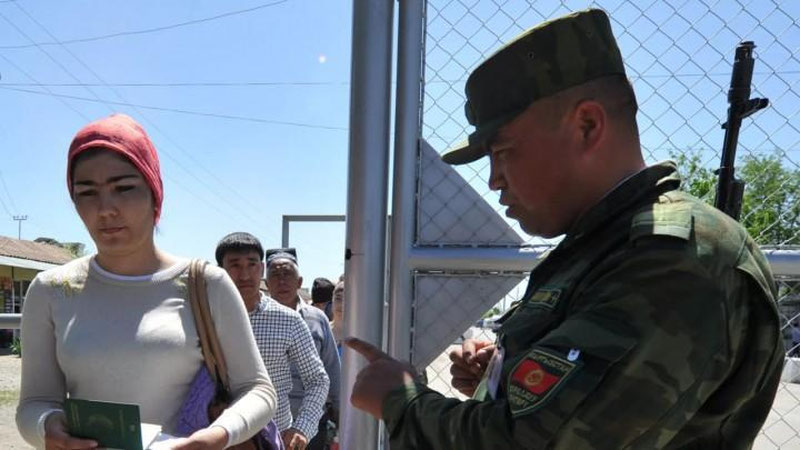 '1 sentyabrdan boshlab Qirg`iziston — O`zbekiston chegarasidan ID-karta orqali o`tish mumkin'ning rasmi
