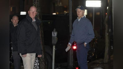 Изрображение 'В кортеж президента США Джо Байдена врезался автомобиль (видео)'