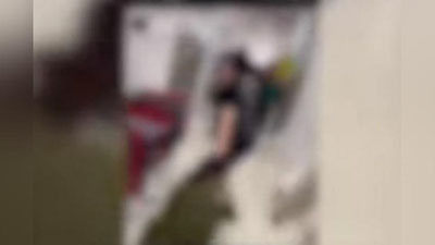 'Qoraqalpog`istonda 30 yoshli ayol boshqa bir ayolni kaltakladi (video)'ning rasmi