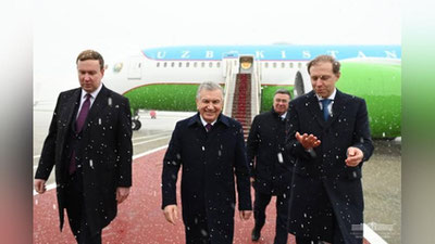 'Prezident Rossiyaga  etib bordi'ning rasmi
