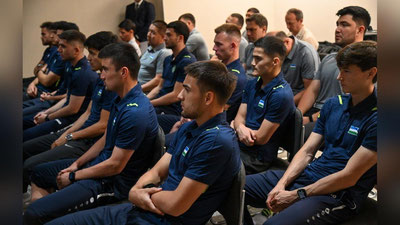 Изрображение 'Олимпийская сборная Узбекистана по футболу отправляется во Францию'