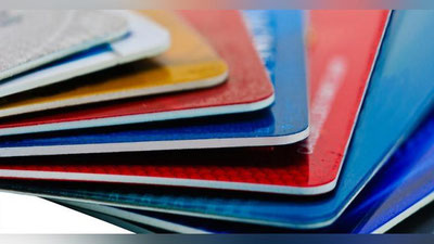 Изрображение 'ЦЕНТРОБАНК ПРЕДЛОЖИЛ ПРИДУМАТЬ НАЗВАНИЕ КОНКУРЕНТУ UZCARD'