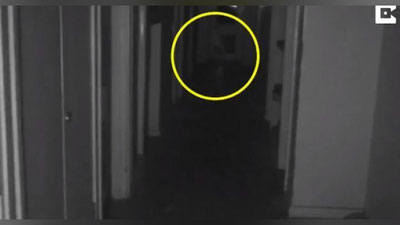 Изрображение 'ОПЕРАТОР СЛУЧАЙНО ЗАСНЯЛ ПРИЗРАКА РЕБЕНКА В ЗАБРОШЕННОМ ДОМЕ (ВИДЕО)'