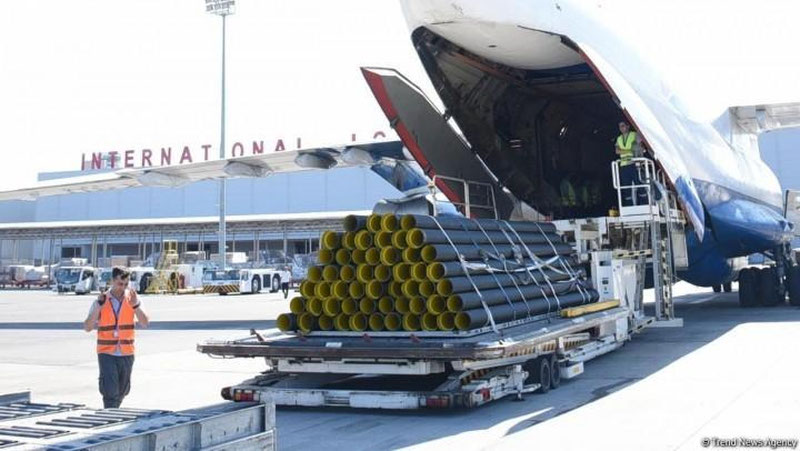 'Ozarbayjon Ukrainaga navbatdagi gumanitar yordamini yubordi'ning rasmi