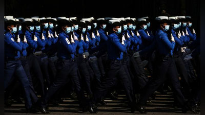 'Мустақиллик байрами учун тайёргарлик, халқ актёри билан хайрлашув маросими — 1 февраль суратлари'ning rasmi