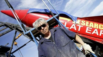 Изрображение 'В США при запуске самодельной ракеты погиб изобретатель Майк Хьюз (видео)'