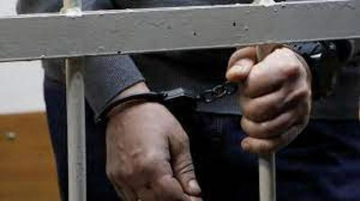 'Chinozda idoraga to`g`ridan-to`g`ri kirib borib, IIB xodimlarini "s`yomka" qilgan fuqaro 10 sutkaga qamaldi'ning rasmi