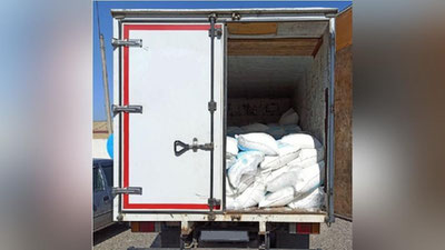 Изрображение 'В Джизакской области остановили грузовик с 3 тоннами незаконно перевозимой селитры'