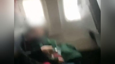 Изрображение 'В самолёт, летевший из Екатеринбурга в Сочи, попала молния (видео)'