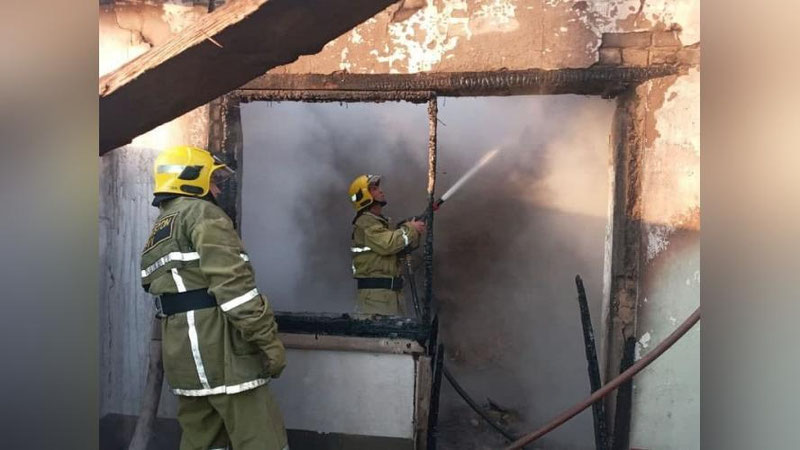 'Surxondaryodagi xonadonlardan biri yonib ketdi'ning rasmi