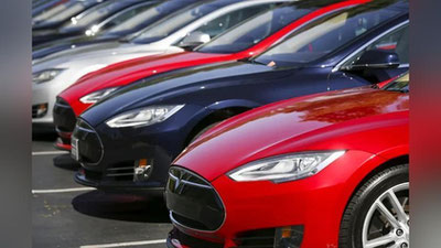 'Тесла айрим носозлик туфайли 817 мингдан ортиқ автомобилини ортга қайтаради'ning rasmi