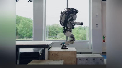 Изрображение 'Роботов Boston Dynamics научили паркуру (видео)'