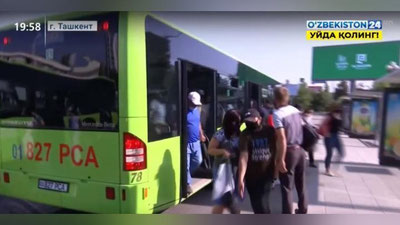 Изрображение 'Что мешает соблюдать дистанцию пассажирам столичных автобусов: видео'