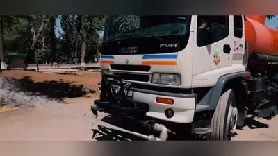 Изрображение 'Видео: В парке "Дустлик" спасают деревья'