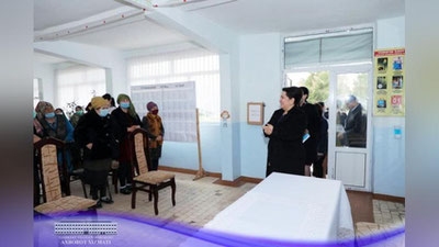 'Tanzila Norboeva Senatga xat yo`llagan hamshiralar bilan uchrashdi'ning rasmi