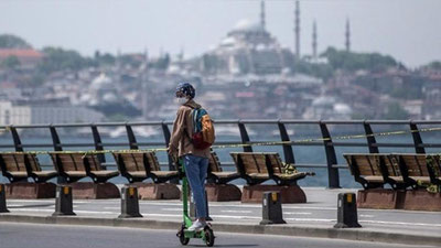 'Turkiyada yangi turdagi koronavirusdan himoyalanish uchun 1 martgacha yangi tartiblar joriy qilindi. O`zbekistonliklar ogohlantirilmoqda'ning rasmi