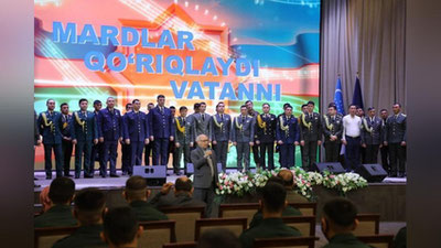 '«Mardlar qo`riqlaydi Vatanni» nomli harbiy-vatanparvarlik qo`shiqlar ko`rik-tanlovining yakuniy bosqichi bo`lib o`tdi'ning rasmi