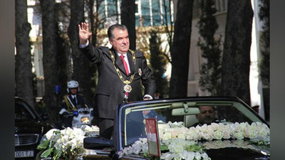 'Tojikiston prezidenti parlament va hukumat a`zolari qarshisida navbatdagi qasamyod so`zlarini aytdi'ning rasmi