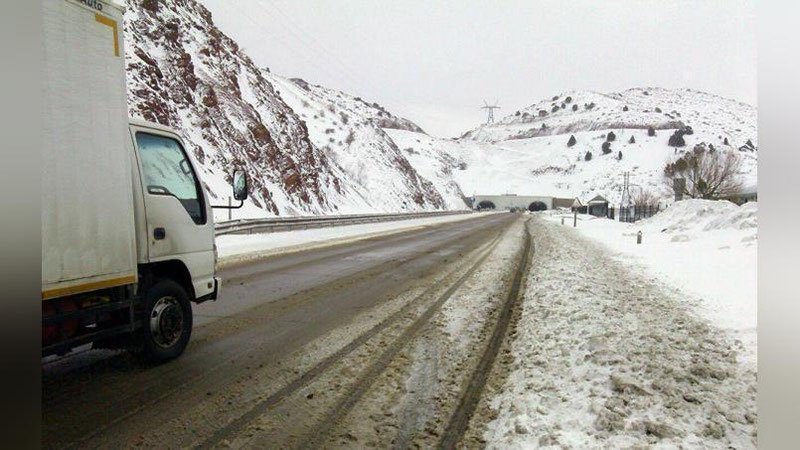 'Эртага "Қамчиқ" довонида кучли қор ва ёмғир бўлиши кутилмоқда'ning rasmi