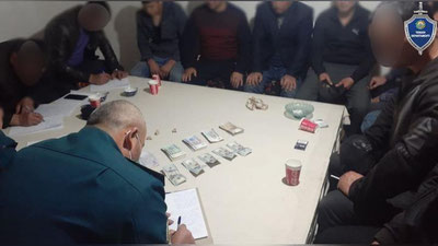 'Buvayda tumanida qimorxona fosh etildi'ning rasmi