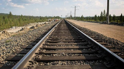 'Тошкент вилоятида юк поезди устига чиқиши оқибатида ток урган мактаб ўқувчиси соғлиги ҳақида маълумот берилди'ning rasmi