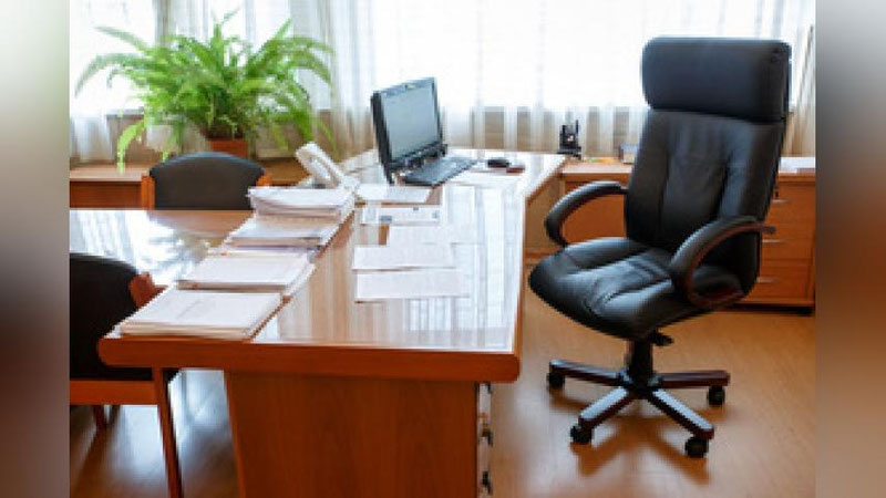 'Қашқадарёда ҳокимлар ўз ўринларини ёшларга вақтинчалик бўшатиб беради'ning rasmi