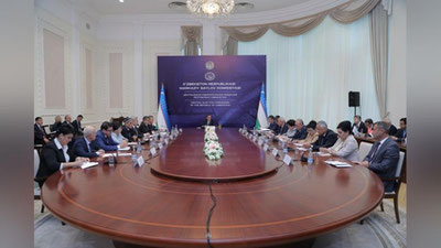 Изрображение 'Все пять политических партий в Узбекистане допущены к досрочным выборам Президента'