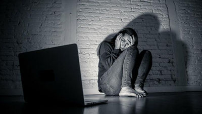 'Farg`onalik ayol dugonasining sir saqlanishi lozim bo`lgan foto va videolarini tarqatish bilan qo`rqitib, pul talab qildi'ning rasmi