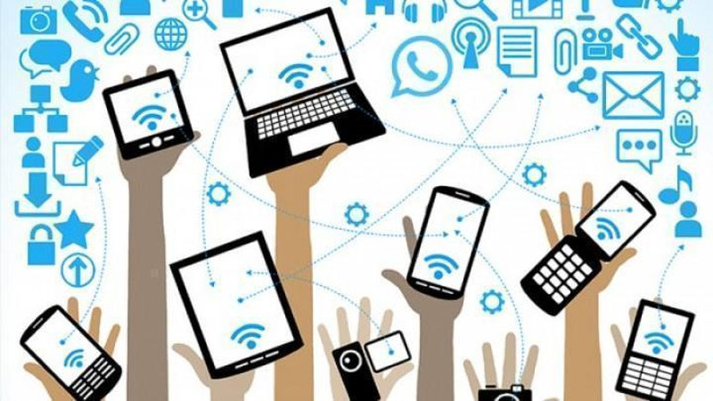 '"Konstitusiyada internetdan foydalanishni faqat sud tomonidan cheklash tartibi va asoslarin mustahkamlashi lozim"'ning rasmi