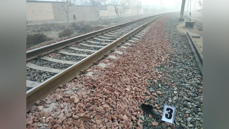 'Namanganda "naushnik" taqib yurgan yigitni poezd urib ketdi'ning rasmi