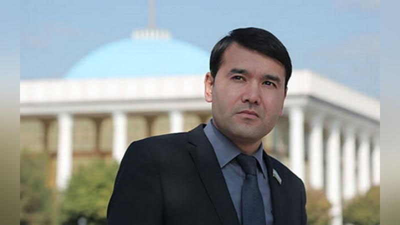 'Расул Кушербаев: "Ҳозирги ишимдан бошқа юқори жойда ишлаш мақсадим йўқ! Мени тинч қўйинг!"'ning rasmi