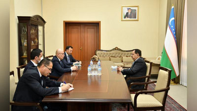 'O`zbekiston TIV rahbari o`rinbosari pokistonlik xalqaro kuzatuvchi bilan uchrashdi'ning rasmi