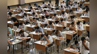 'Xalqaro imtihon tizimlarida yuqori ball to`plagan yoshlarga xarajatlari to`liq qoplab beriladi'ning rasmi