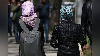 'Мактабларда рўмол ўраган қизларга қаршилик кўрсатиш бўйича топшириқ борми? Вазирлик жавоб берди'ning rasmi