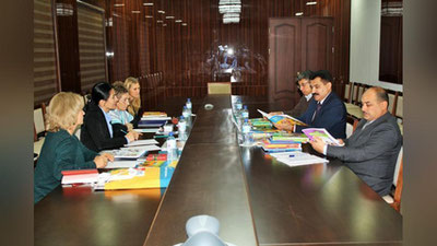 Изрображение 'МНО ДЕЛАЕТ СТАВКУ НА ЗАРУБЕЖНЫЕ УЧЕБНИКИ'