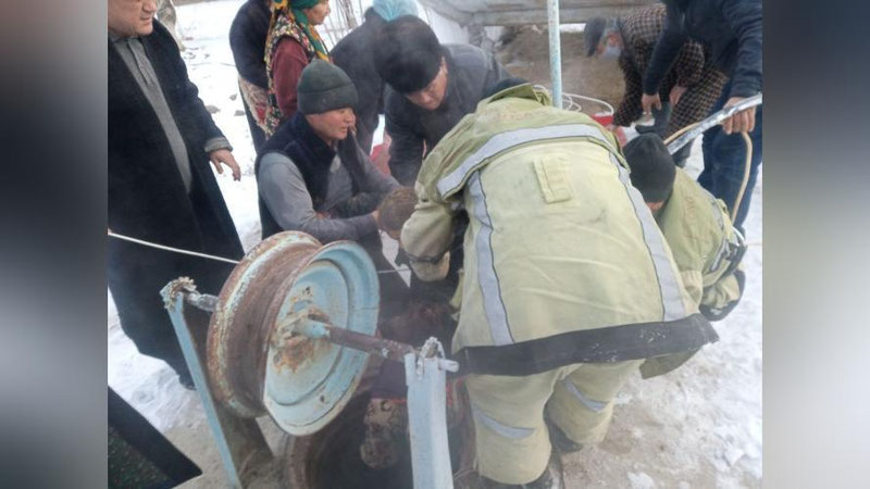 '"Jizzaxda 19 metrlik chuqurlikka tushib ketgan onaxonni birinchi nevarasi ko`rib qolgan". Tafsilotlar ma`lum qilindi (foto)'ning rasmi