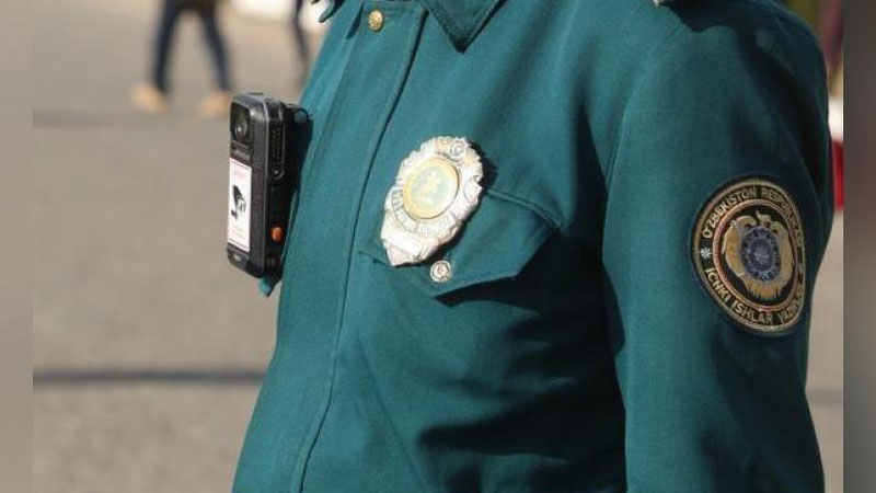 'Navoiyda YPX inspektori xizmat paytida nos chekib turgani uchun ogohlantirildi'ning rasmi