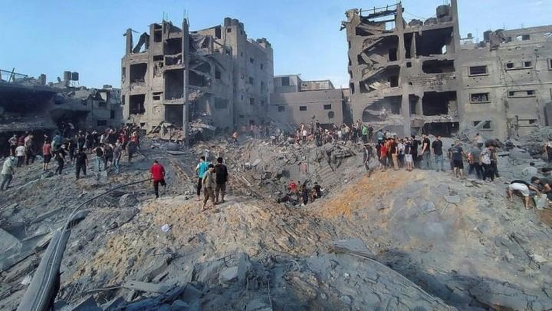 'G`azodagi qochqinlar lageriga uyushtirilgan zarbada Hamas qo`mondoni va yana yuzlab odam halok bo`ldi'ning rasmi