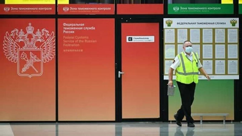 'Россия қатор давлат фуқароларига ўз ҳудудига кириш учун таъқиқ қўйди'ning rasmi