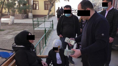 'Samarqandda 27 yoshli ayol BAA fuqarosidan video va suratlarini internetda tarqatish bilan qo`rqitib, 20 ming AQSh dollari talab qildi'ning rasmi