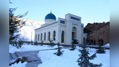 Изрображение 'НА ПЕРЕВАЛЕ КАМЧИК ПОСЛЕ РЕКОНСТРУКЦИИ ОТКРЫЛАСЬ МЕЧЕТЬ "ИСЛОМ НУРИ" (ФОТО)'